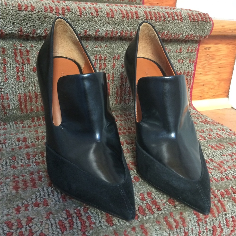 CELINE black leather/suede pointed toe heels - Picture 2 of 8